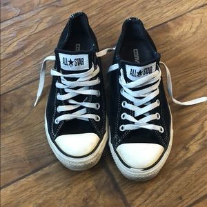Converse All Star women’s size 8 men’s size 6